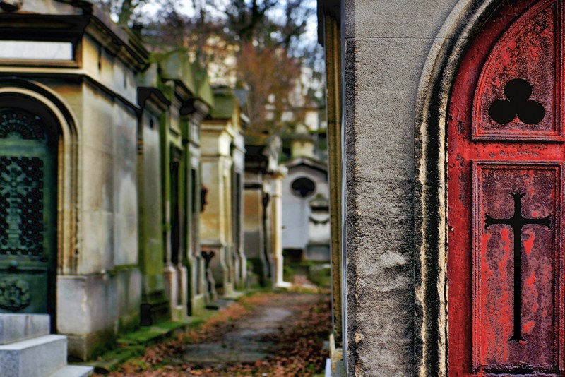 Кладбище Пер-Лашез: иезуиты, мистика, традиции и суеверия – индивидуальная экскурсия